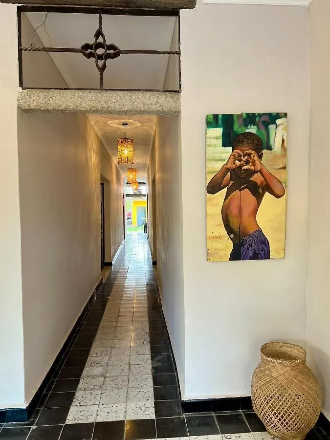 Colonial Beach Airport Hotel Cartagena